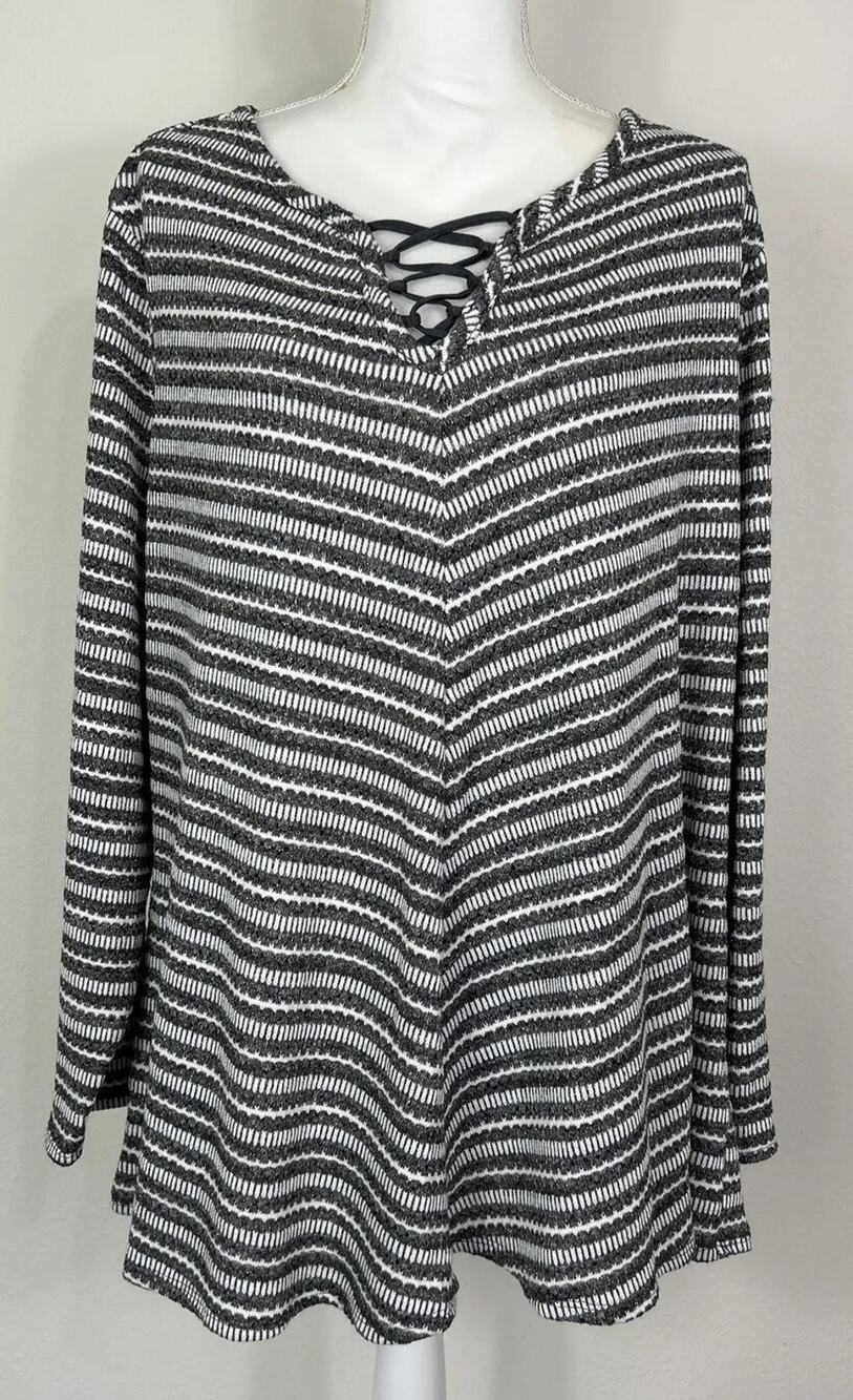 Avenue Plus Size Striped Lace-Up V-Neck Sweater Top Women's 22/24 NWT
